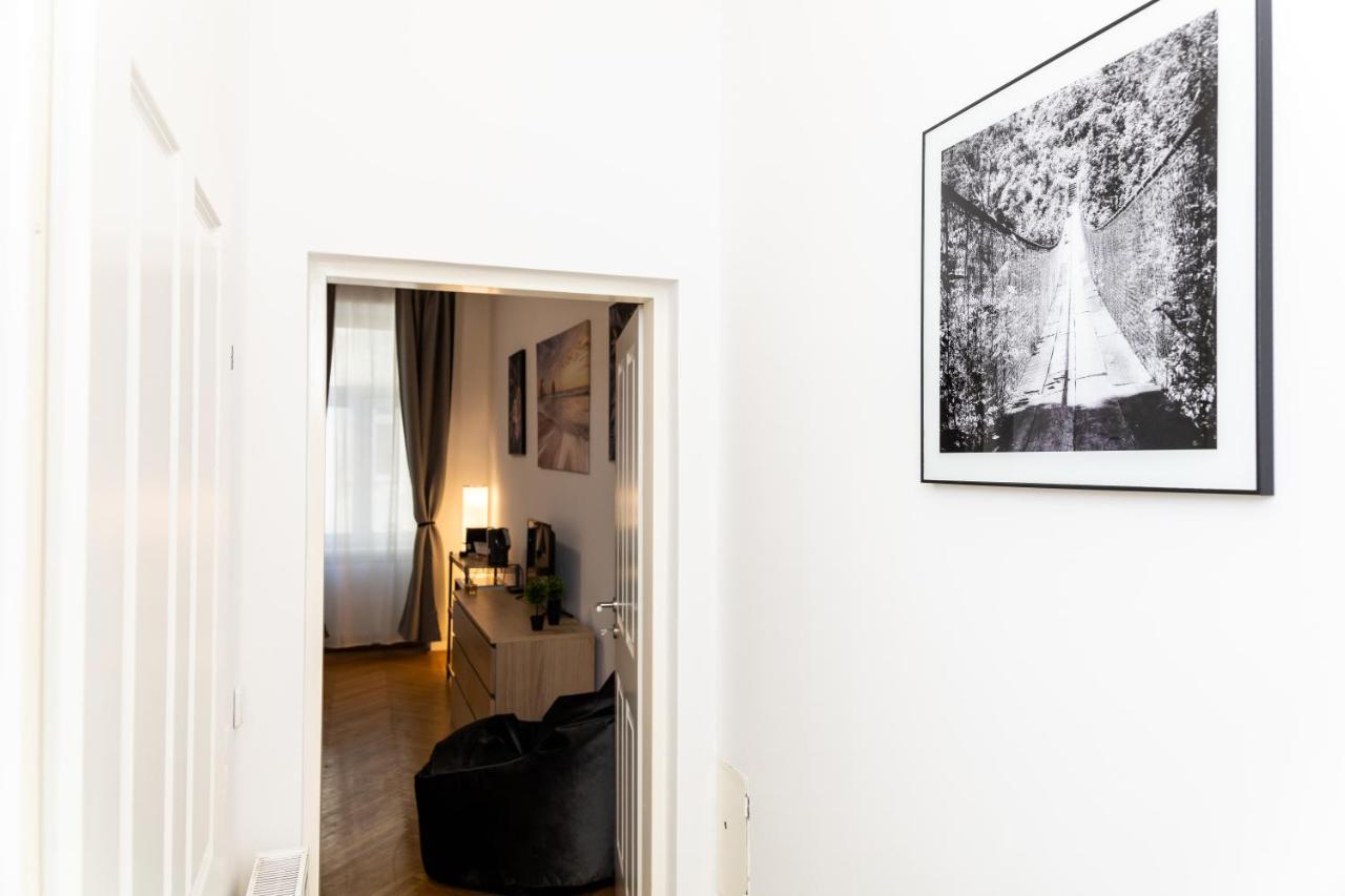 The Place, In The 7Th District Of Vienna Exterior photo